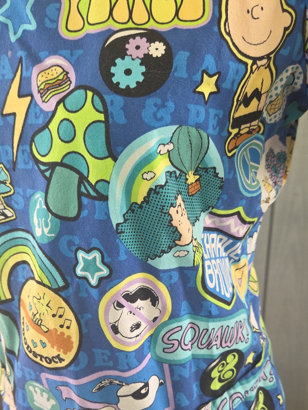 Peanuts Scrub Top - Picture 3 of 5